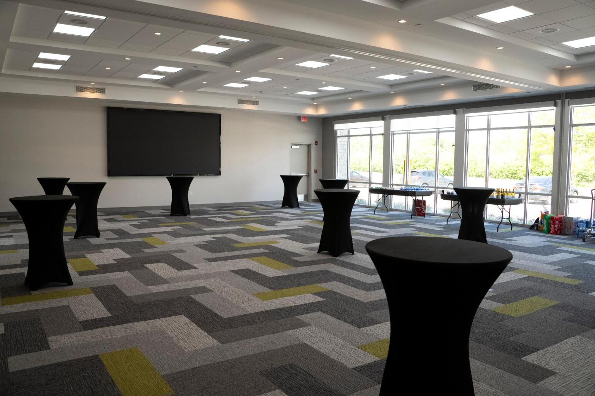 Holiday Inn Express & Suites Chicago Schaumburg By Ihg Exterior foto